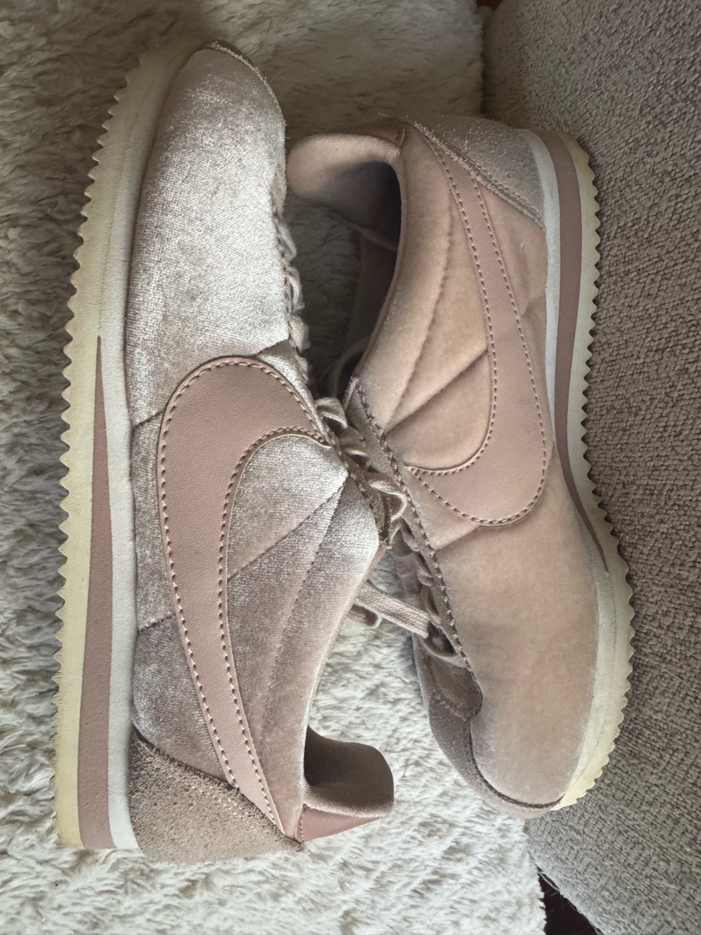 Nike Cortez Women's Velvet Pink Casual Sneakers